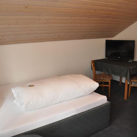 Gaestehaus Ullmannshof Kirchheim am Neckar Room photo