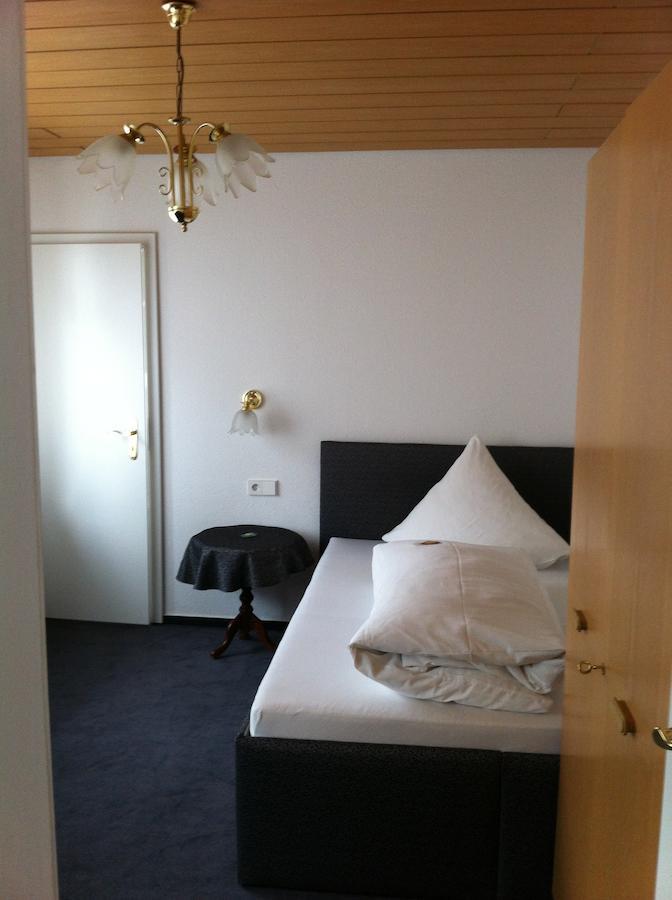 Gaestehaus Ullmannshof Kirchheim am Neckar Room photo